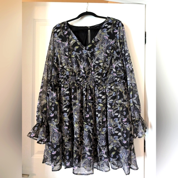 Torrid dress, Mini Lurex Chiffon Tiered Dress, size 1 - Picture 3 of 5